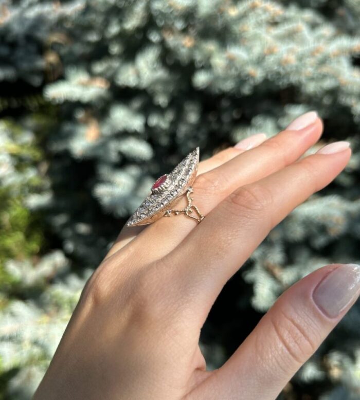 Inel marchiza vintage din aur de 14k cu rubin si diamante naturale