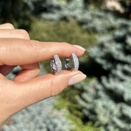 Cercei din aur alb de 18k cu diamante naturale