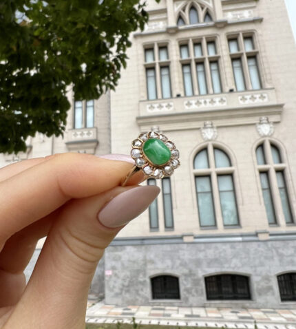 Inel vintage din aur de 18k cu jad si diamante naturale