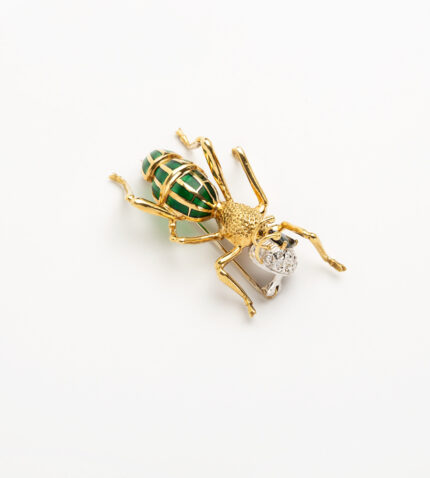 Brosa vintage din aur de 18k, email, safir si diamante naturale