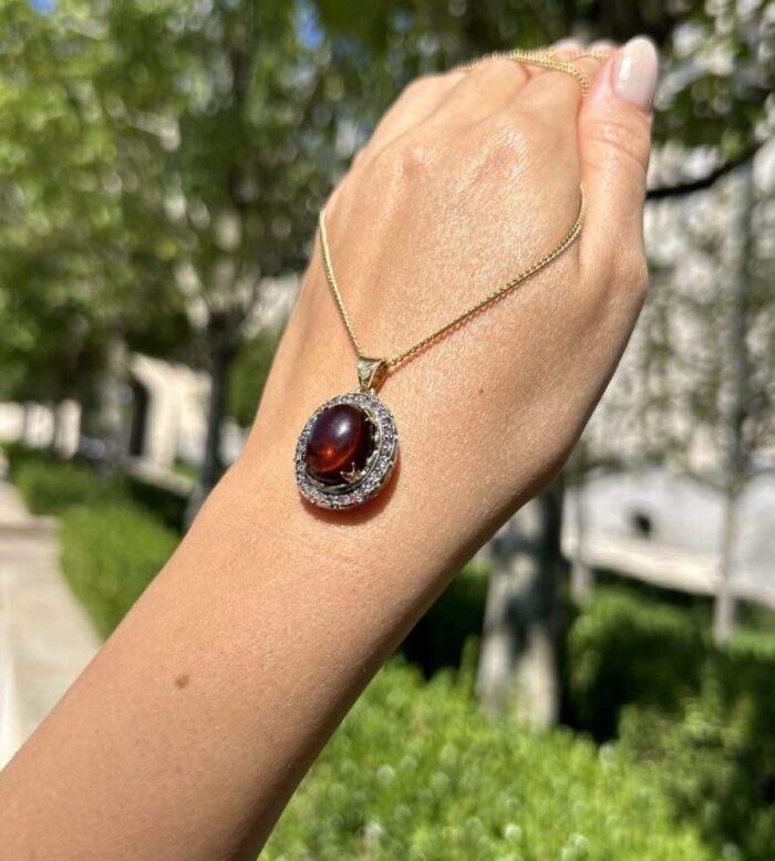 Colier vintage din aur de 18k cu chihlimbar si diamante naturale