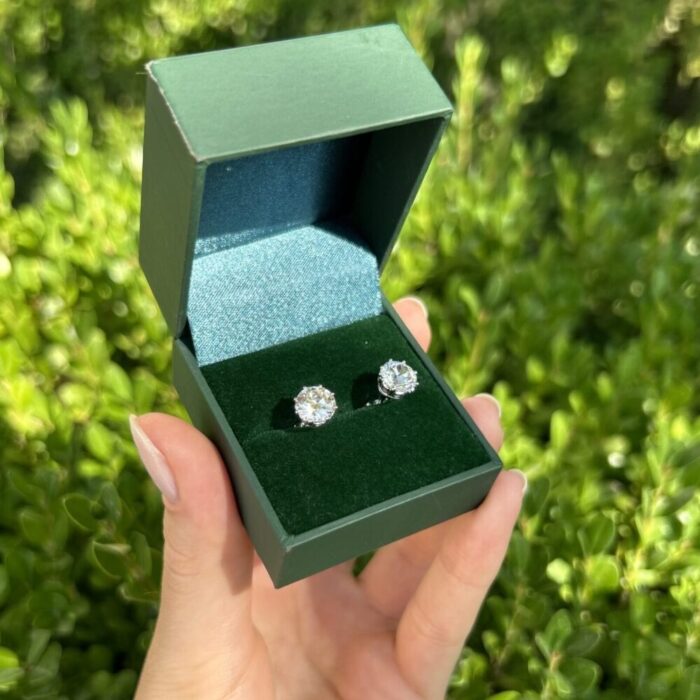 Cercei stud cu diamante naturale 3ct