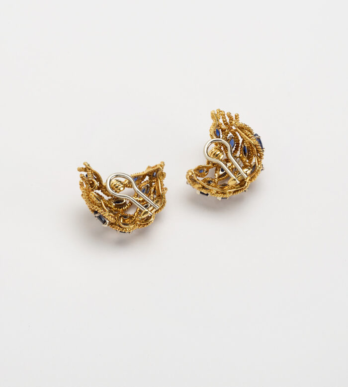 Cercei clips din aur de 18k cu safire si diamante naturale