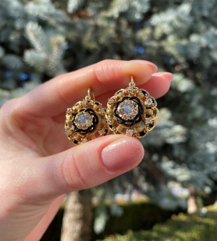 Cercei vintage din aur de 18k cu email negru si diamante naturale
