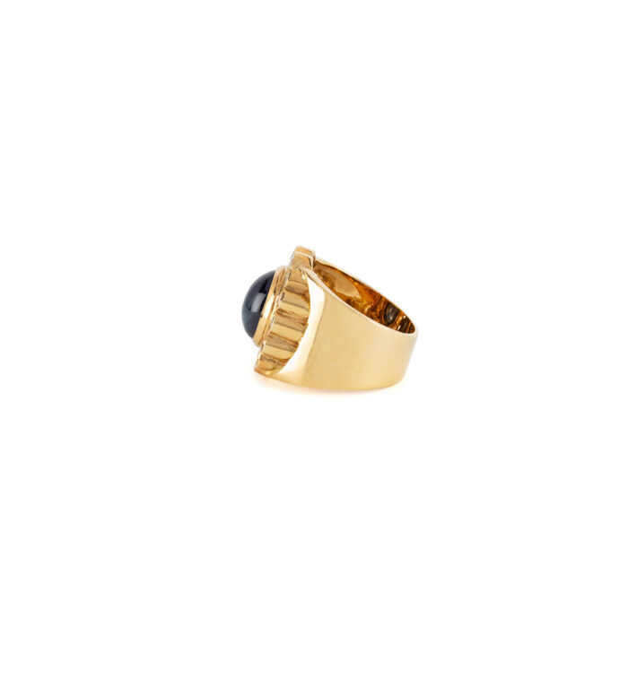 Inel din aur 18k ornat cu safir si diamante naturale
