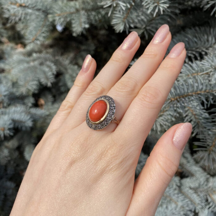 Set vintage din aur de 18k si argint, coral si diamante naturale