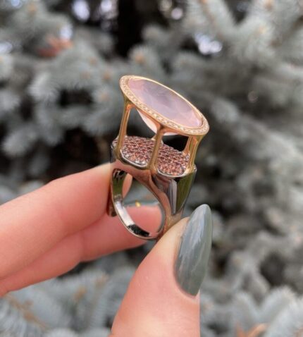 Inel din aur roz si negru de 18k cu turmalina roz, safire si diamante naturale