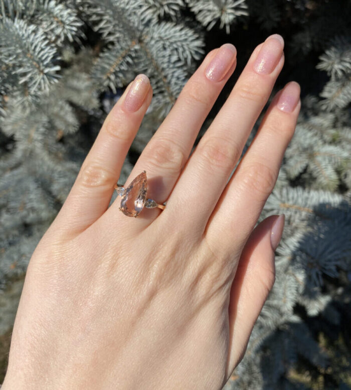Inel din aur roz de 18k cu morganit si diamante naturale