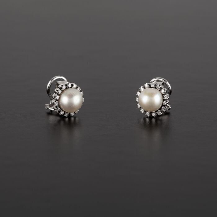  Cercei clips din aur alb de 18k cu perle naturale de cultura si 30 de diamante