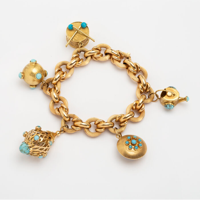 Bratara vintage cu talismane din aur de 18k si turcoaz