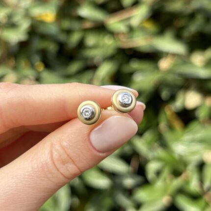 Cercei stud din aur alb si galben de 18k cu diamante naturale