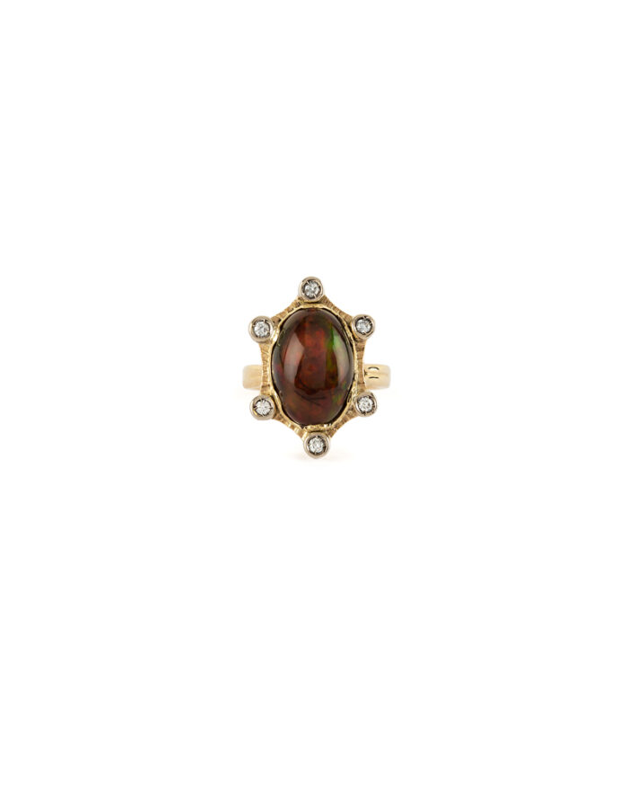 Creatie Le'Ador din aur de 18k cu diamante si opal negru natural