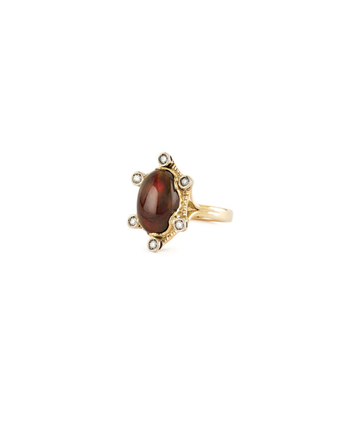 Creatie Le'Ador din aur de 18k cu diamante si opal negru natural