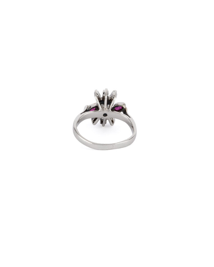 Inel din aur alb de 18k cu safire violet si diamante naturale