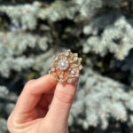 Brosa vintage din aur de 18k cu diamante naturale