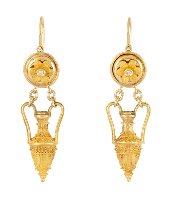 Cercei lungi vintage cu anfora din aur de 18k si diamante naturale