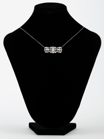 Colier vintage din aur alb de 18k cu diamante naturale
