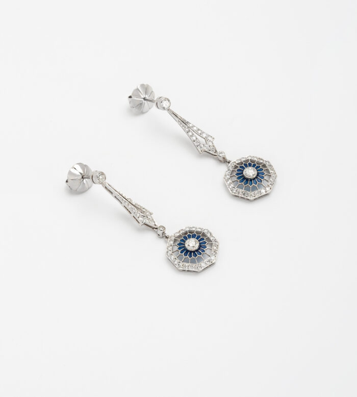 Cercei lungi autentici Art Deco din platina cu email si diamante naturale