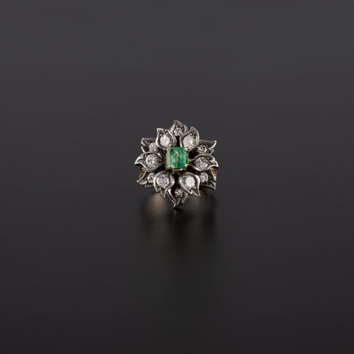 Inel vintage din aur de 18k si argint cu smarald si diamante naturale