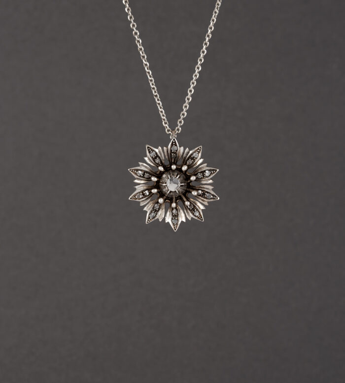 Colier vintage din argint si aur de 12k cu diamante naturale