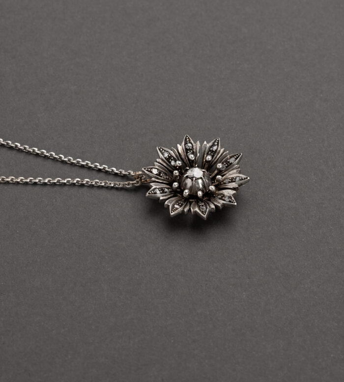 Colier vintage din argint si aur de 12k cu diamante naturale