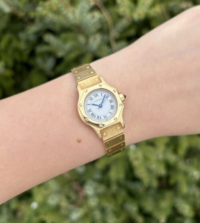 Ceas de dama original Cartier din aur de 18k