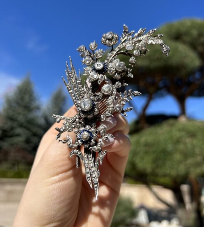 Brosa vintage din argint cu diamante naturale 2ct