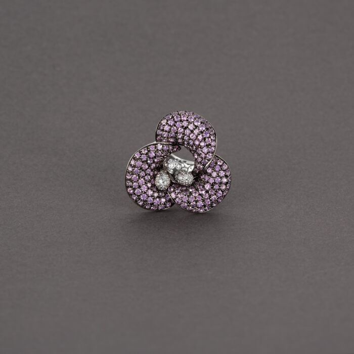 Set din aur alb de 18k cu safire si diamante naturale