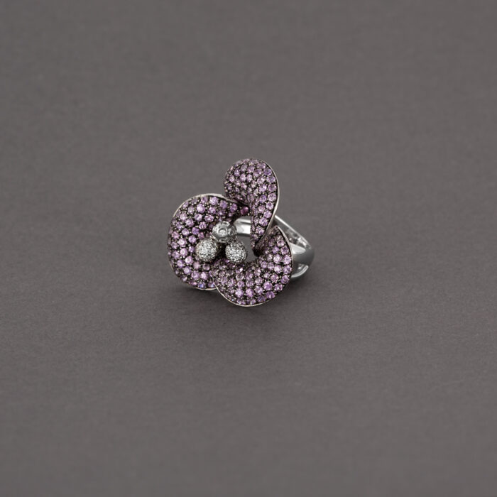 Set din aur alb de 18k cu safire si diamante naturale