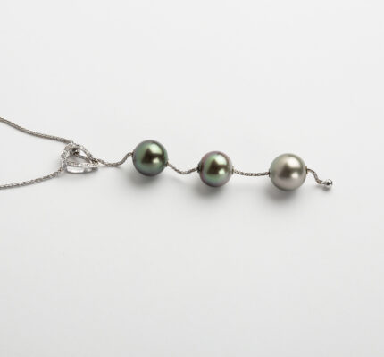 Colier din aur alb de 18k cu perle tahiti si diamante naturale