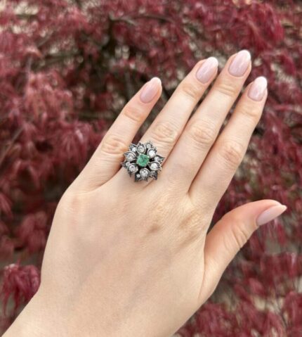 Inel vintage din aur de 18k si argint cu smarald si diamante naturale