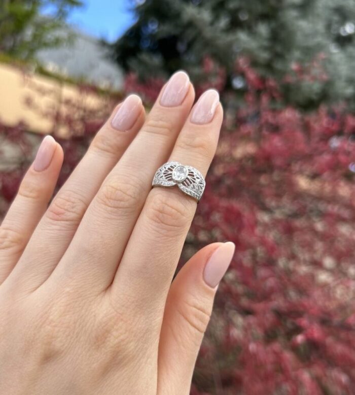 Inel vintage din aur alb de 18k cu diamante naturale