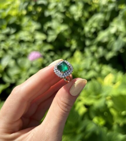 Inel din aur de 14k cu smarald de 2,7ct "Sugar loaf cut" si diamante naturale